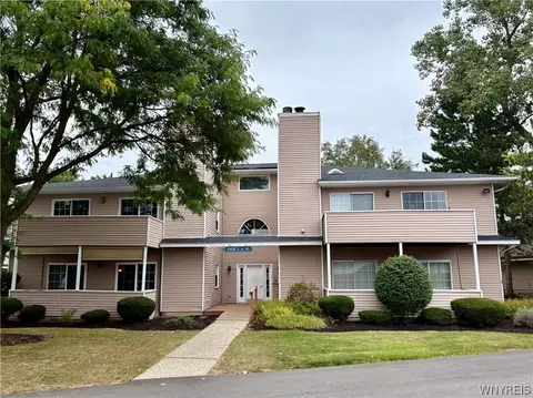 306 Sundown Trl #2D, Amherst, NY 14221