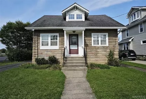 1520 Kingston Ave, North Tonawanda, NY 14120