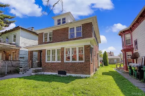 469 5th St, Niagara Falls, NY 14301