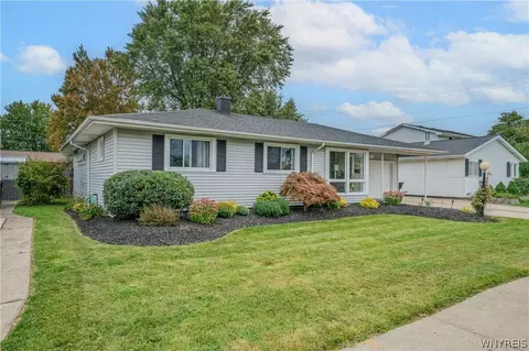 53 Glenalby Rd, Tonawanda, NY 14150