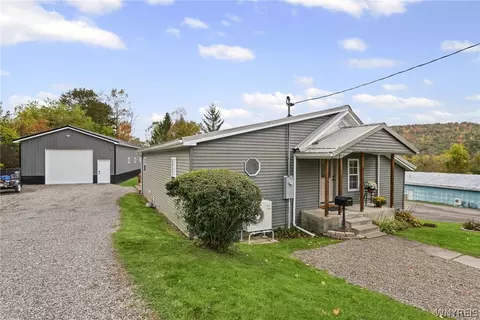 3 Bull St, Cuba, NY 14727