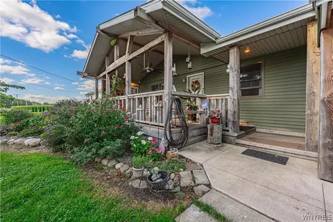 Exterior - 2392 Checkered Tavern Rd, Hartland, NY 14008 photo 9 of 13