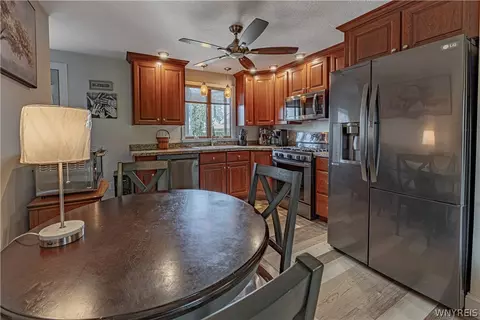 Kitchen - 2392 Checkered Tavern Rd, Hartland, NY 14008 photo 2 of 4