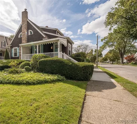 186 Mckinley Pkwy, Buffalo, NY 14220