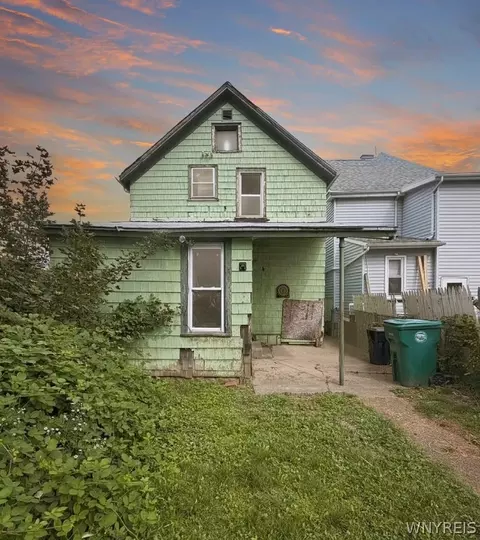 1121 Linwood Ave, Niagara Falls, NY 14305