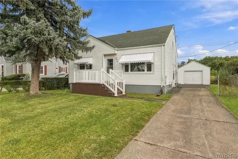 55 Waverly Ave, Buffalo, NY 14217