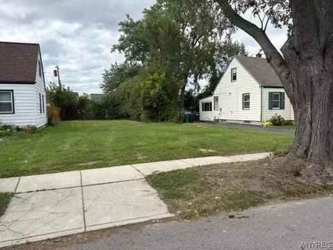60 Standish Rd, Buffalo, NY 14216