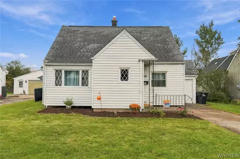 138 Woodland Dr, Tonawanda, NY 14223