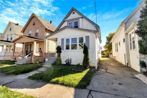 73 Wecker St, Buffalo, NY 14215