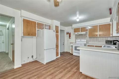 Kitchen - 215 Noridge Dr, Irondequoit, NY 14622 photo 2 of 6