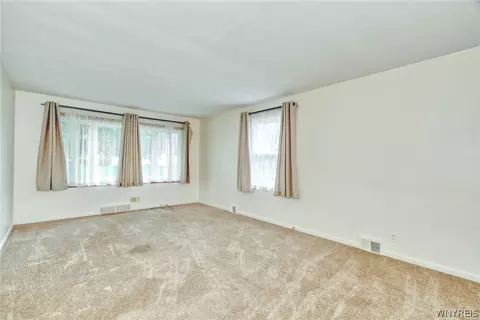 Living - 215 Noridge Dr, Irondequoit, NY 14622 photo 1 of 4