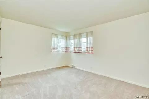 Bedroom - 215 Noridge Dr, Irondequoit, NY 14622 photo 7 of 9