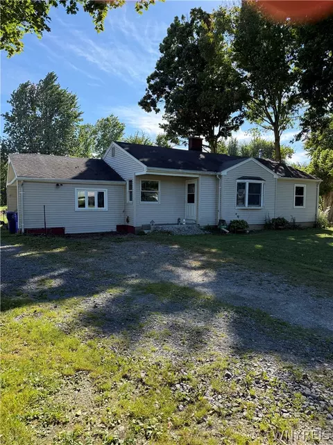 1600 Lockport Rd, Porter, NY 14174