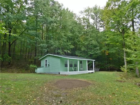 9152 Lyman Rd #30, Clarksville, NY 14727