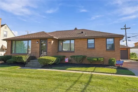 117 Nadine Dr, Cheektowaga, NY 14225