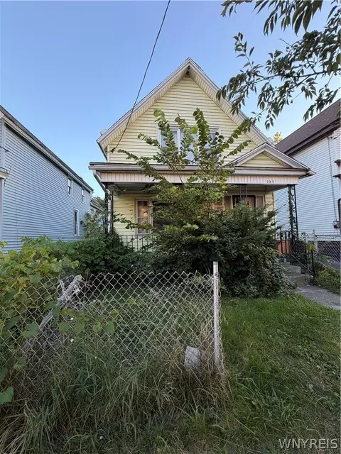 297 Riley St, Buffalo, NY 14208