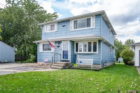 4 Stanislaus Ave, Cheektowaga, NY 14225