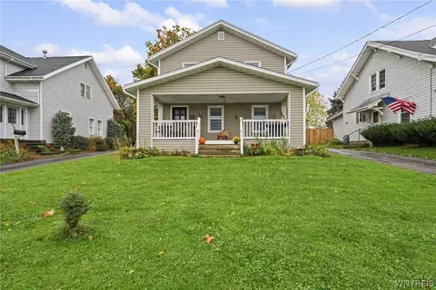 199 E Main St, Pomfret, NY 14063