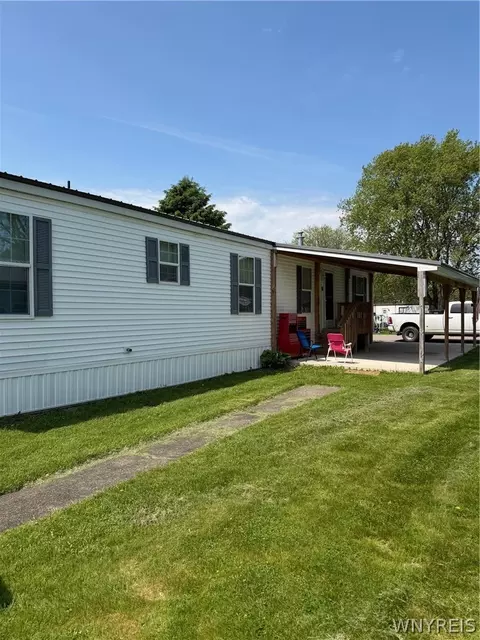 Exterior - 330 Parkview Dr, Arcade, NY 14009 photo 2 of 2