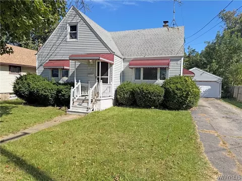 127 65th St, Niagara Falls, NY 14304