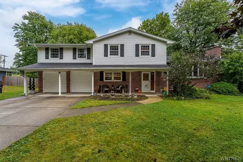 4565 Christian Dr, Clarence, NY 14031