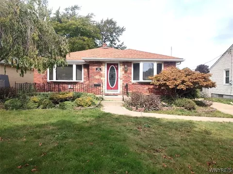 68 Lennox Ave, Amherst, NY 14226