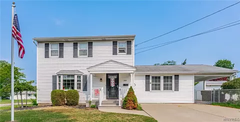 205 Duffy Dr, Tonawanda, NY 14150