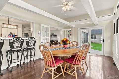 Dining - 7279 Ridgeview Dr W, Pendleton, NY 14120 photo 5 of 5