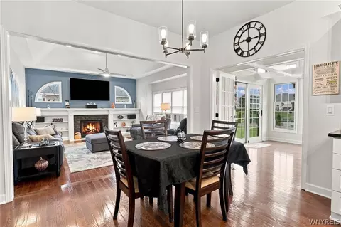 Dining - 7279 Ridgeview Dr W, Pendleton, NY 14120 photo 3 of 5