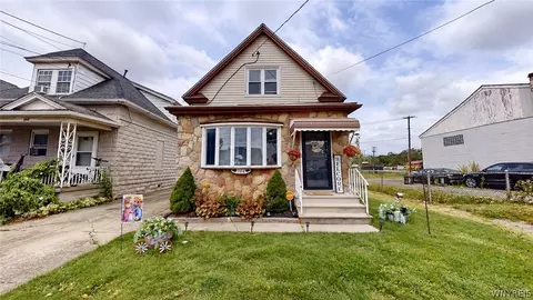 104 Colton St, Cheektowaga, NY 14206