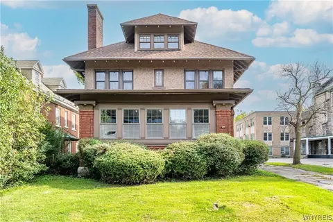 27 Jewett Pkwy, Buffalo, NY 14214