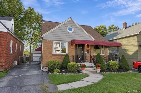 73 Rosary Ave, Lackawanna, NY 14218