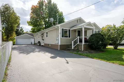 136 Helen Ave, Buffalo, NY 14219