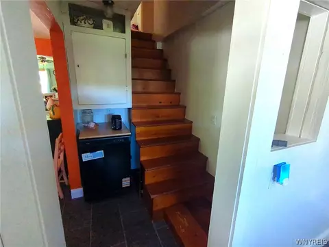 Entry Way - 3347 Route 446, Eldred, PA 16731 photo 2 of 2