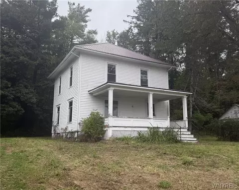 45 N Academy St, Middlebury, NY 14591