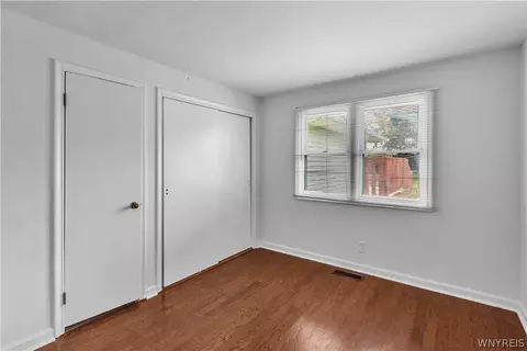 Bedroom - 39 Mapleview Dr, Amherst, NY 14226 photo 1 of 10