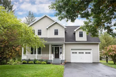 7 Van Buren Pl, Ellicottville, NY 14731