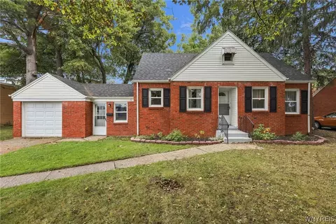 111 Southwood Dr, West Seneca, NY 14224
