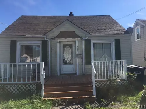 3631 Chapin Ave, Niagara Falls, NY 14301
