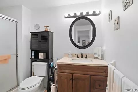 Bath - 960 Hopkins Rd #E, Amherst, NY 14221 photo 1 of 4