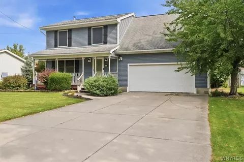 35 Hawthorne Ave, Cheektowaga, NY 14227