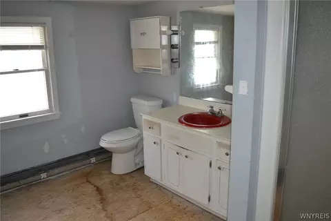 Bath - 8614 Brennen Rd, Evans, NY 14006 photo 1 of 2