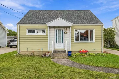 134 Standard Pkwy, Cheektowaga, NY 14227