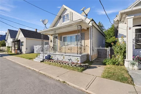 234 James St, Buffalo, NY 14210