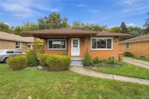 19 Trudy Ln, Cheektowaga, NY 14227