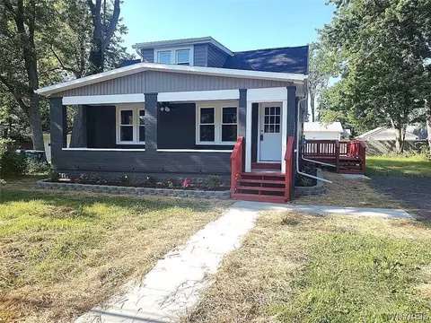 246 Kennedy Ave, Evans, NY 14006