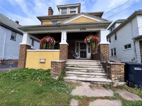 2236 Niagara Ave, Niagara Falls, NY 14305