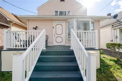 367 Warwick Ave, Buffalo, NY 14215