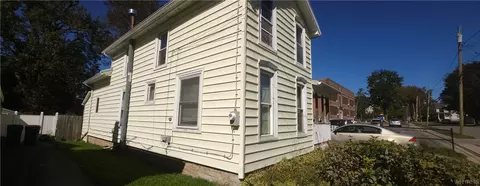 115 Harvey Ave, Lockport, NY 14094