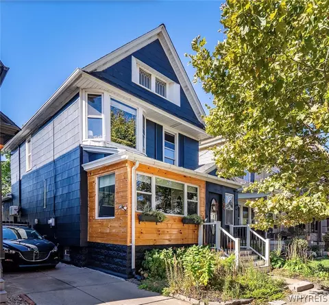 204 Baynes St, Buffalo, NY 14213